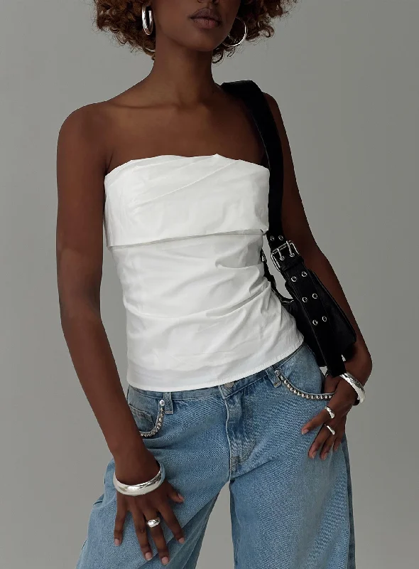 Peacoat vest – Vest inspired by the double-breasted design of a peacoatPeacoat vest – Vest inspired by the double-breasted design of a peacoatXandria Strapless Top White Peacoat vest – Vest inspired by the double-breasted design of a peacoatPeacoat vest – Vest inspired by the double-breasted design of a peacoatXandria Strapless Top White