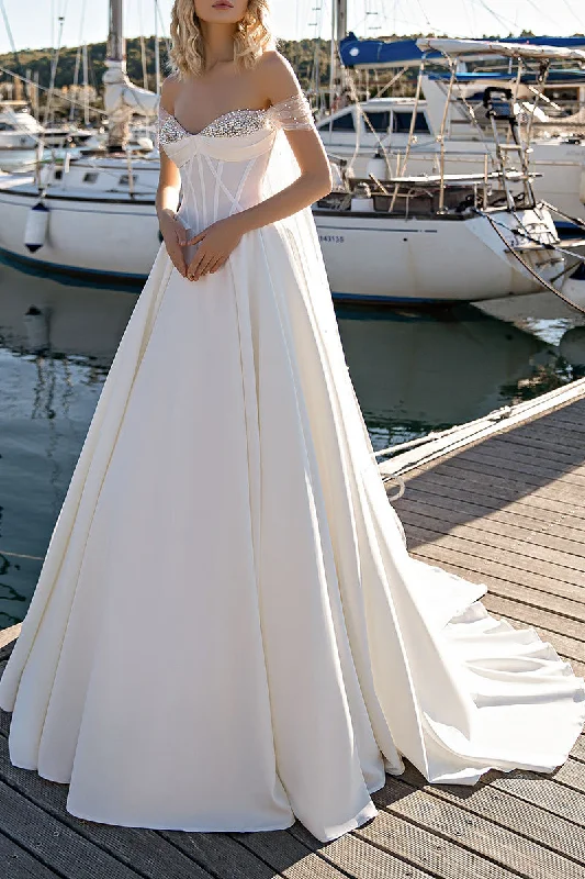 Maxi dress – Long dress that typically reaches the ankles or floor, offering a flowing and elegant look.Maxi dress – Long dress that typically reaches the ankles or floor, offering a flowing and elegant look.A Line Sweetheart Pearls Rustic Wedding Dress QW2194
