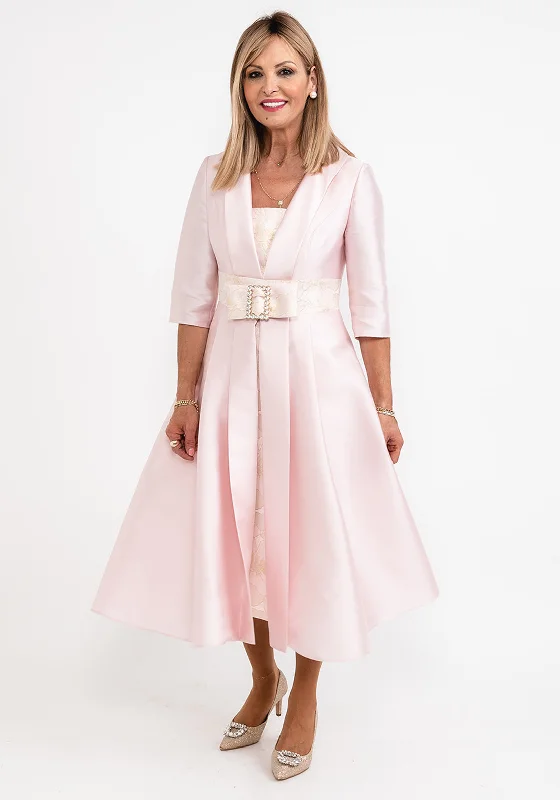 Peplum dress – Dress with a flared ruffle or extra fabric at the waist, adding volume and shaping to the lower half.Peplum dress – Dress with a flared ruffle or extra fabric at the waist, adding volume and shaping to the lower half.Gabriela Sanchez Jaquard Floral A-Line Dress, Blush Pink Peplum dress – Dress with a flared ruffle or extra fabric at the waist, adding volume and shaping to the lower half.Peplum dress – Dress with a flared ruffle or extra fabric at the waist, adding volume and shaping to the lower half.Gabriela Sanchez Jaquard Floral A-Line Dress, Blush Pink