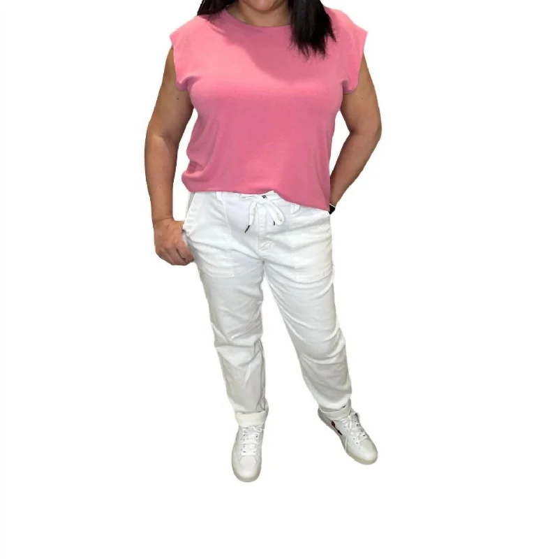 Chinos – Casual, often cotton trousers with a slightly tapered or straight-leg fit, great for everyday wear.Chinos – Casual, often cotton trousers with a slightly tapered or straight-leg fit, great for everyday wear.High Waist Garment Dyed Double Cuff Jogger In White