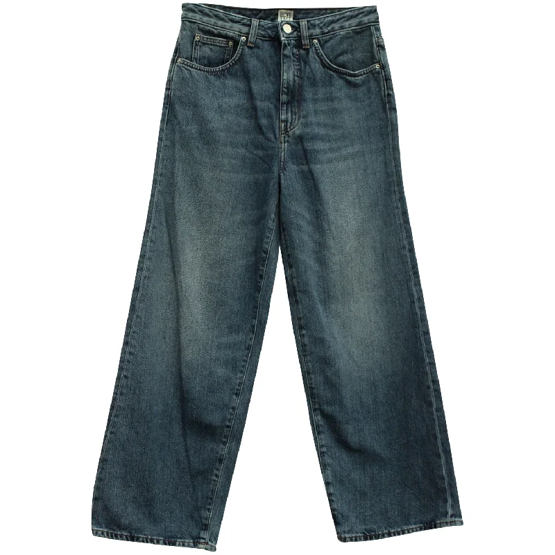 Athleisure trousers – Comfortable, performance-focused trousers that can be worn for both working out and casual wear.Athleisure trousers – Comfortable, performance-focused trousers that can be worn for both working out and casual wear.Totême Flare Fit Denim Washed Jeans in Blue Cotton Athleisure trousers – Comfortable, performance-focused trousers that can be worn for both working out and casual wear.Athleisure trousers – Comfortable, performance-focused trousers that can be worn for both working out and casual wear.Totême Flare Fit Denim Washed Jeans in Blue Cotton