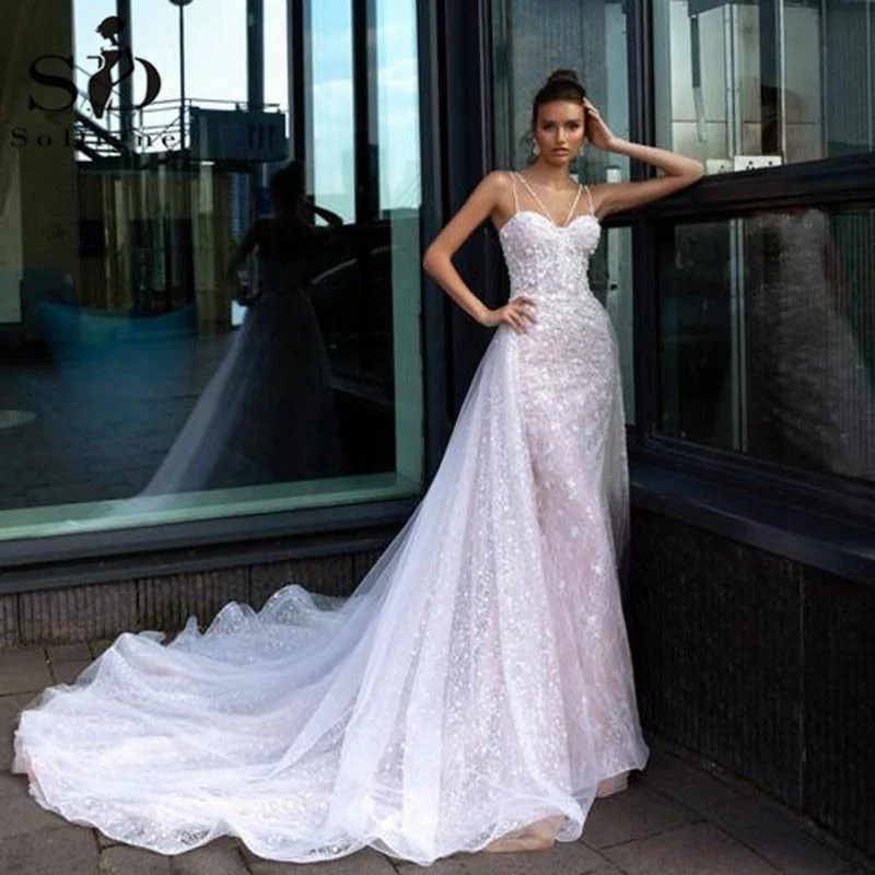 High-waisted skirt – Skirt that sits above the natural waistline, creating a flattering silhouette.High-waisted skirt – Skirt that sits above the natural waistline, creating a flattering silhouette.Roycebridal Vintage Mermaid Wedding Dress Sexy Sweetheart Lace Appliques 2 in 1 Bridal Dress Detachable Skirt Wedding Gowns
